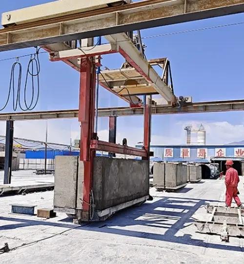 Xinjiang Tacheng Customer Self-insulated Block Production Line Cutting System Automation Reform Project